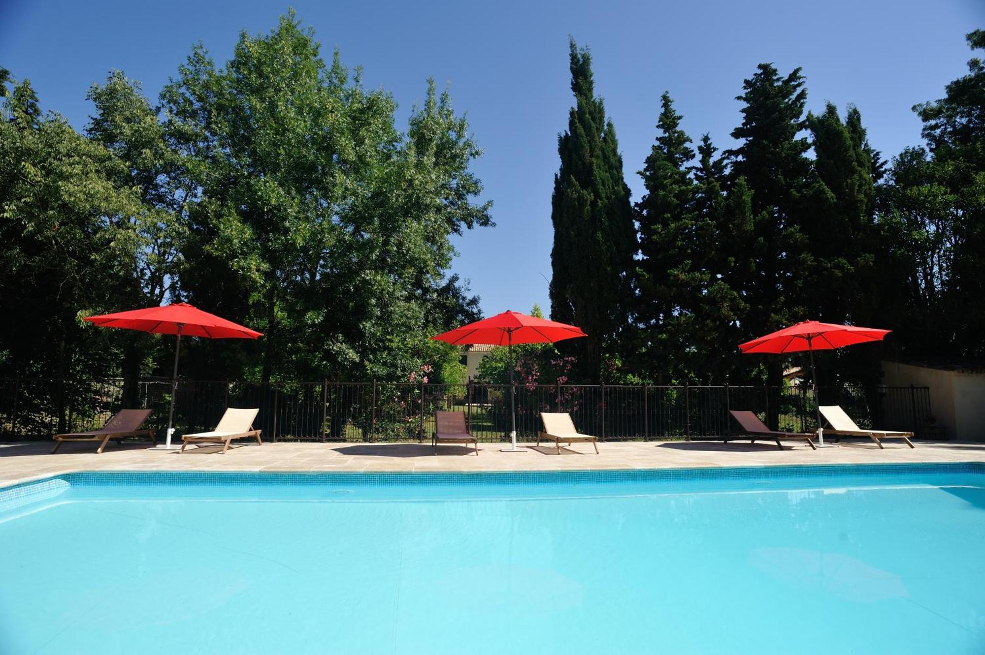 Gites Domaine Des Machottes Grans Esterno foto